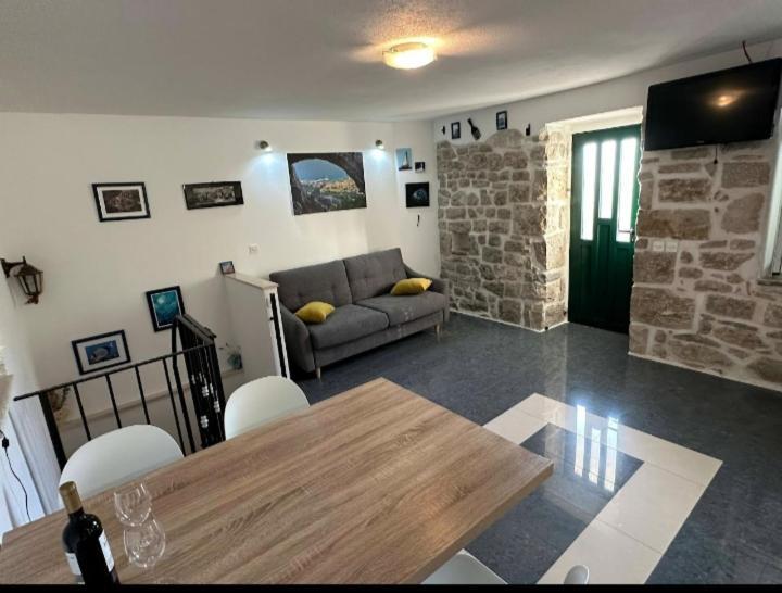 Apartmani Dalmacija 布雷拉 外观 照片