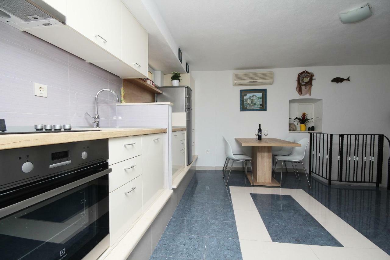 Apartmani Dalmacija 布雷拉 外观 照片
