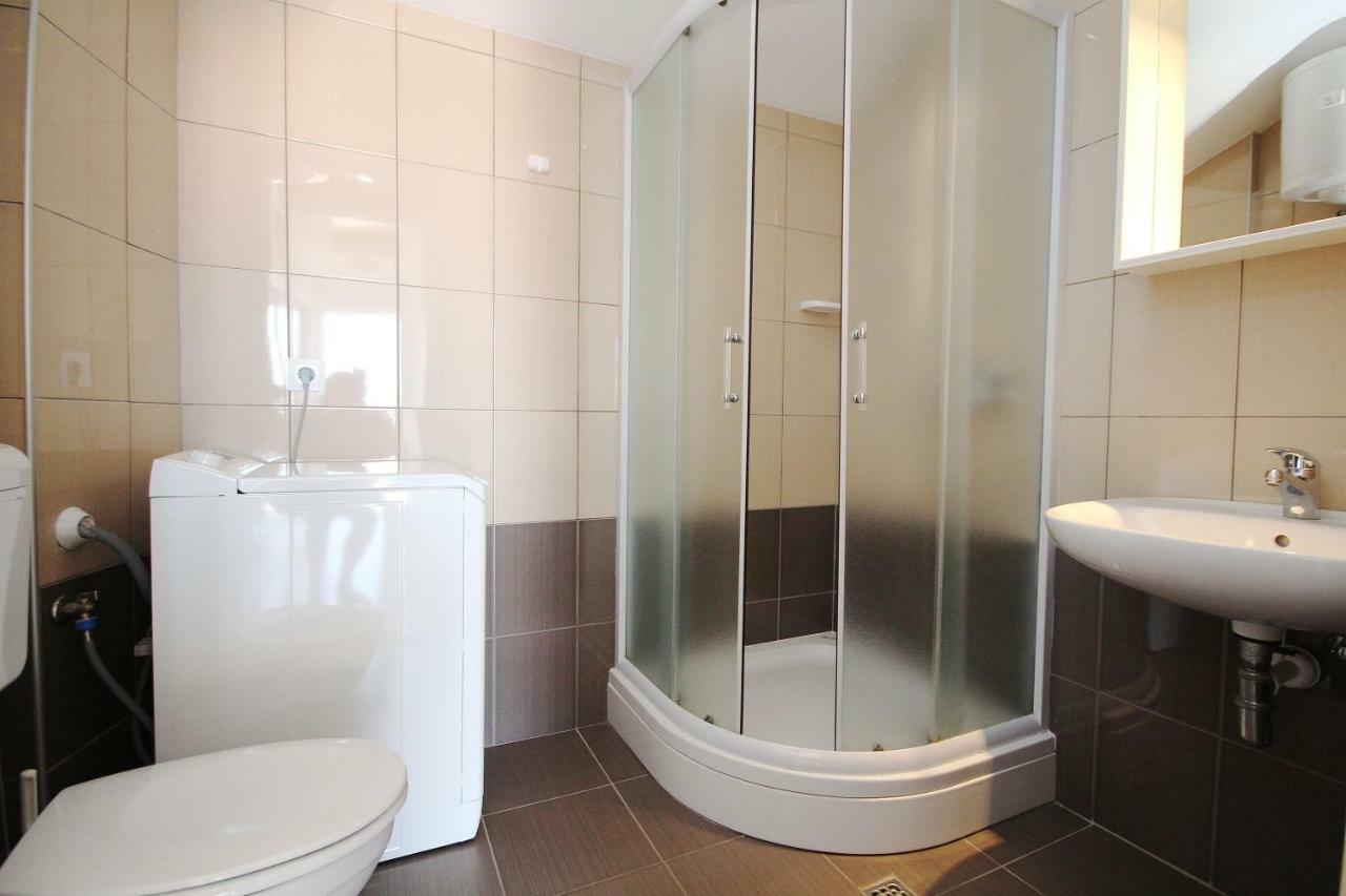 Apartmani Dalmacija 布雷拉 外观 照片